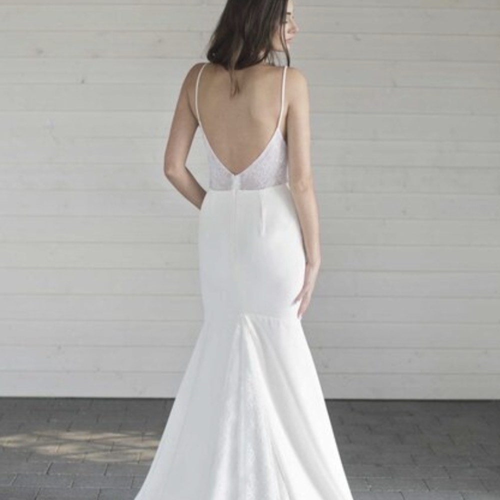 Lillian Wild Dahlia Wedding Dress Size 6